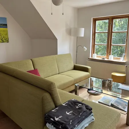 Freya Apartment *